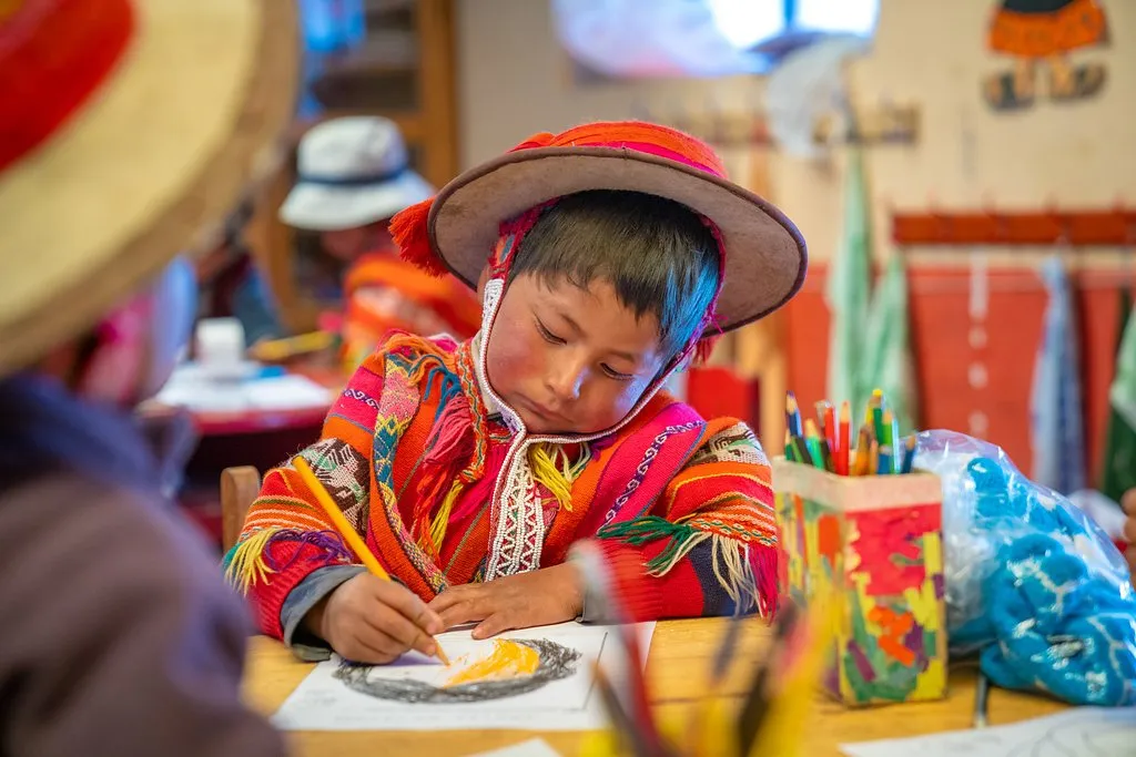 Willoc-Alto-Community-Killa-Expeditions-Nate-Luebbe-school-kids.5
