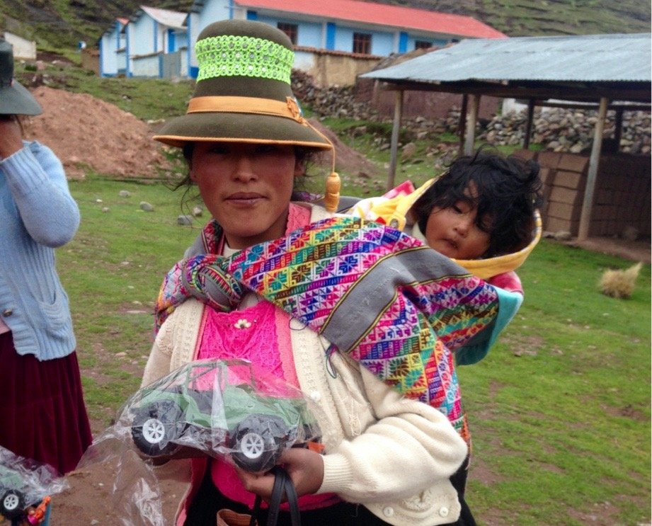 rainbow-mountains-community-charity-event-social-project-cusco-peru-killa-expeditions-13