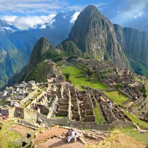 MACHU PICCHU TRAIN TOURS 2 Day or 1 Day Itineraries