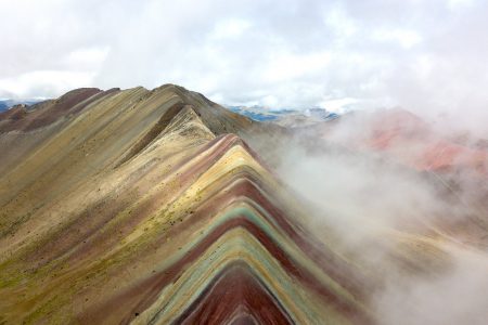 RAINBOW MOUNTAIN TREK & MACHU PICCHU PACKAGE 6 Days 5 Nights